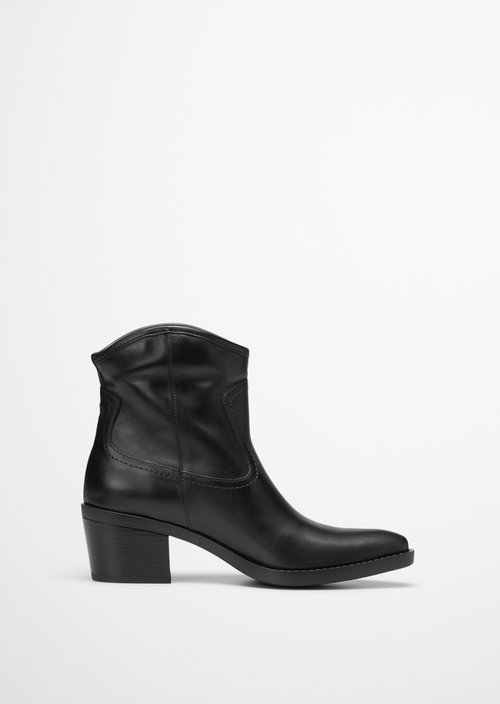 Western-style ankle boot — Black