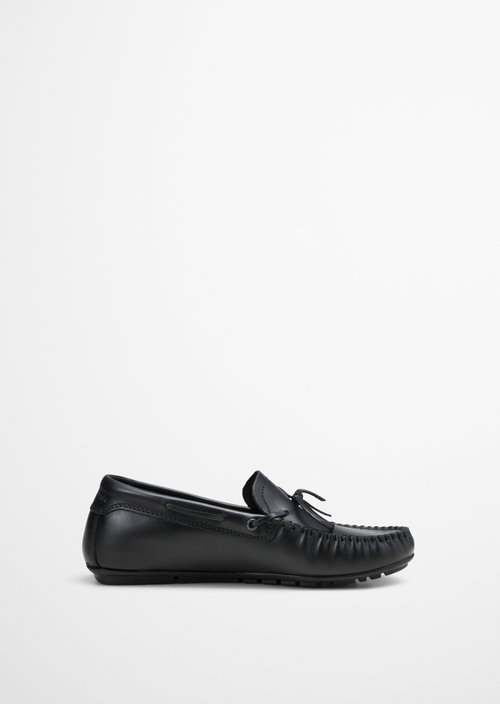 Moccasin — M890