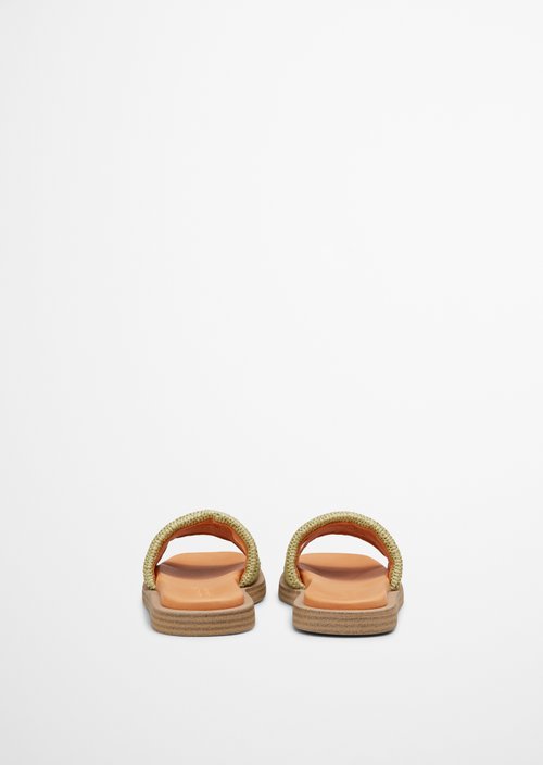 Mules — M438