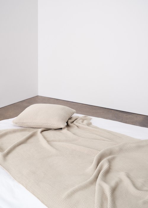 Plaid Model Nordic Knit — Oatmeal