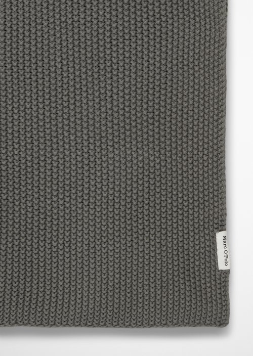 Plaid Model Nordic Knit — Stone