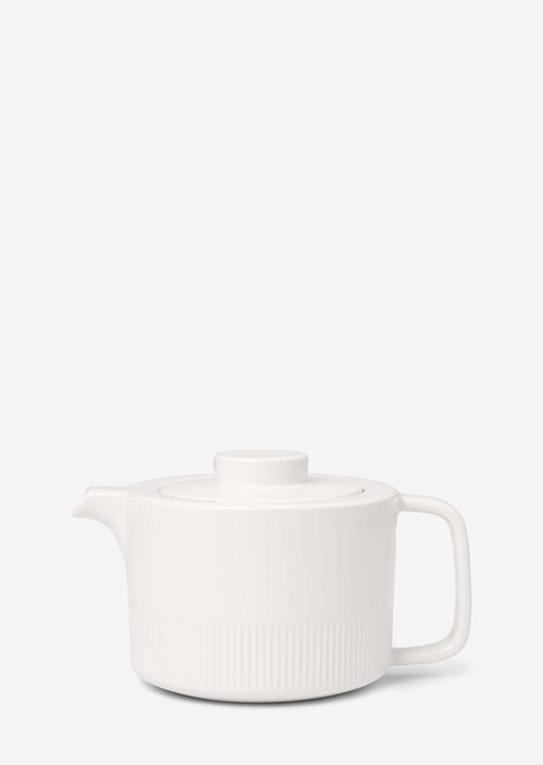 Teapot Model Moments — Chalk white