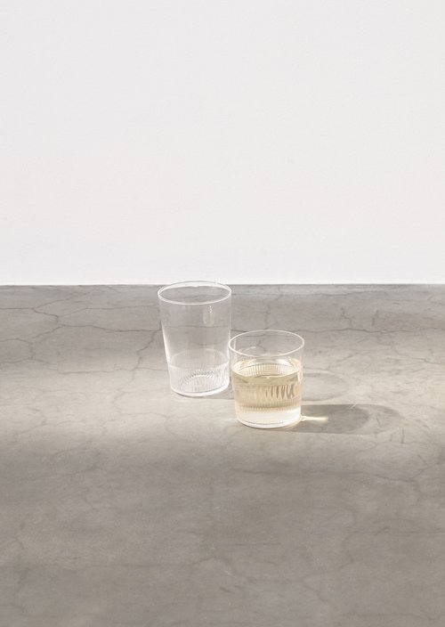 Model Moments water glass — Transparent