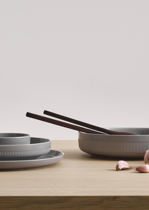 Small plate Model Moments — Soft Grey