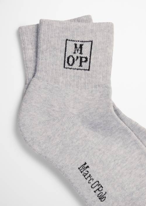 Calcetines deportivos cool grey en vista detallada