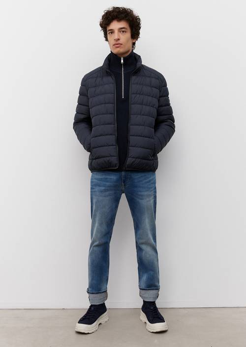 Quilted jacket dark navy in front view