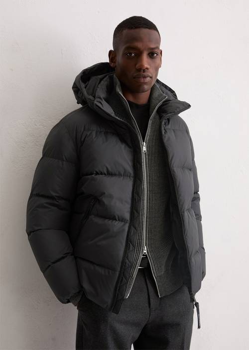 Regular puffer down jacket with detachable hood