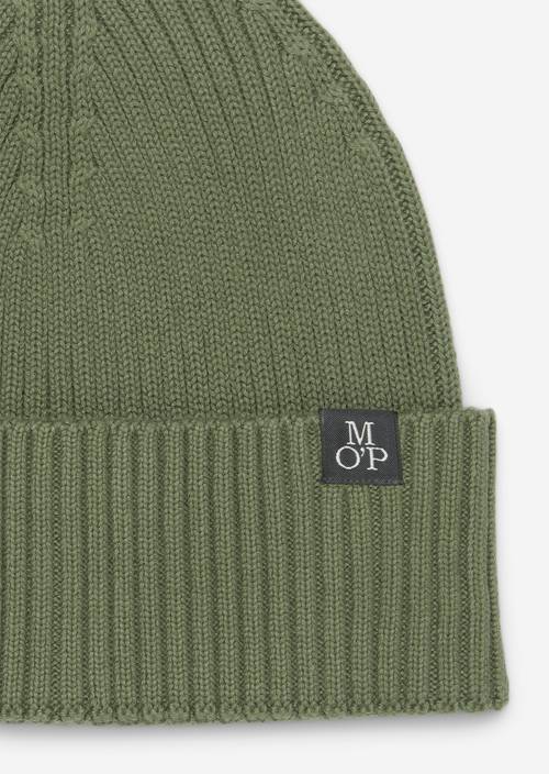 Cap victorian mist in detail view