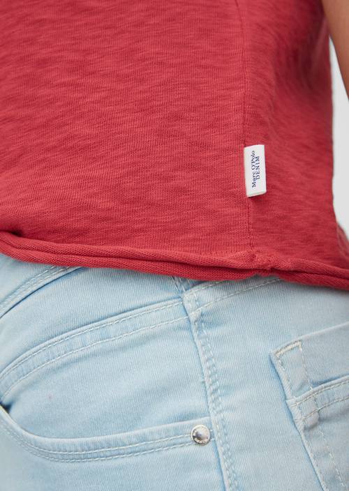 T-Shirt RUSTY RED in Detailansicht