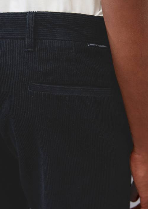 Cord-Hose true navy in Detailansicht